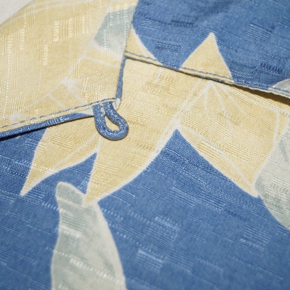 TOMMY BAHAMA 100% Silk Hawaiian Tropical Floral - Picture 6 of 9